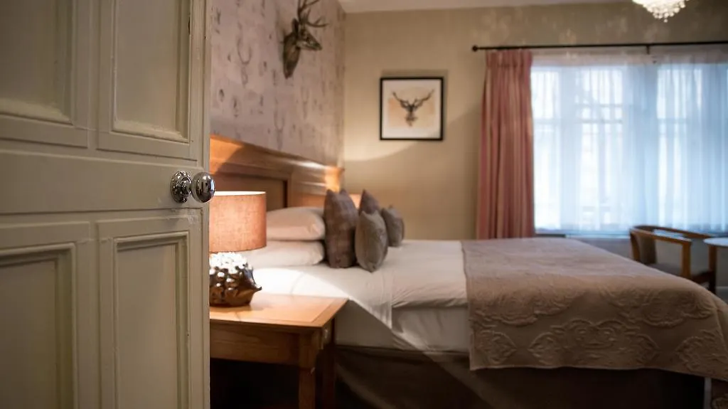 **** מלון צ'סטר The Coach House Inn בריטניה