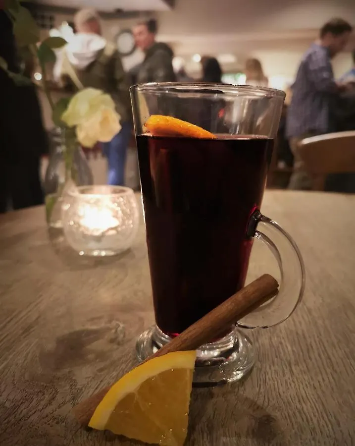 צ'סטר The Coach House Inn